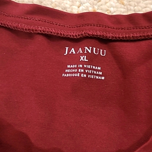 Jaanuu Scrub Top - Picture 2 of 2